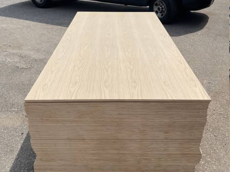 Gỗ plywood là gì? Thông tin chi tiết về đặc điểm và ứng dụng 18 Ván ép gỗ sồi trắng (White Oak Plywood)