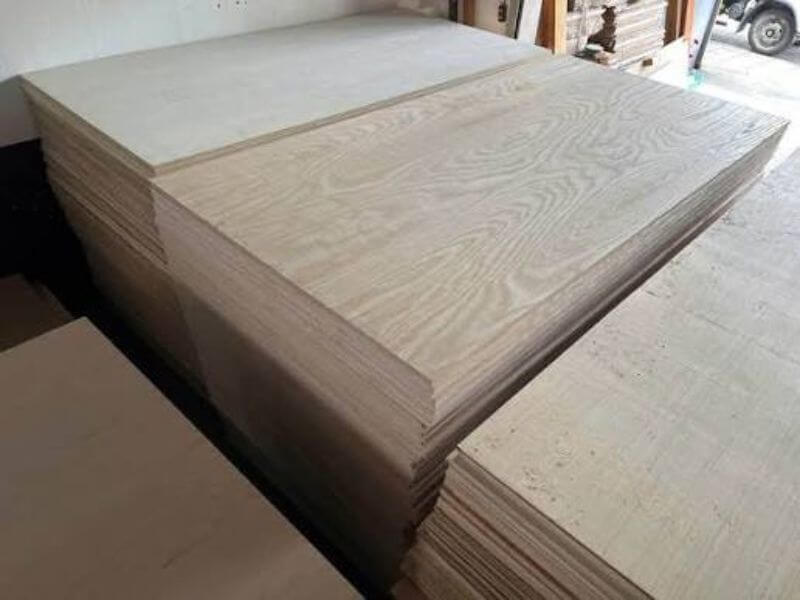 Gỗ plywood là gì? Thông tin chi tiết về đặc điểm và ứng dụng 19 Ván ép gỗ tần bì (Ash Plywood)
